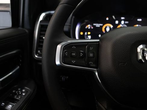 Used 2025 RAM 2500 Laramie w/ Night Edition AWD/4WD image 32