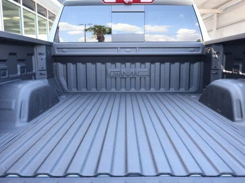 New 2026 GMC Sierra 1500 Denali w/ Technology Package RWD image 21