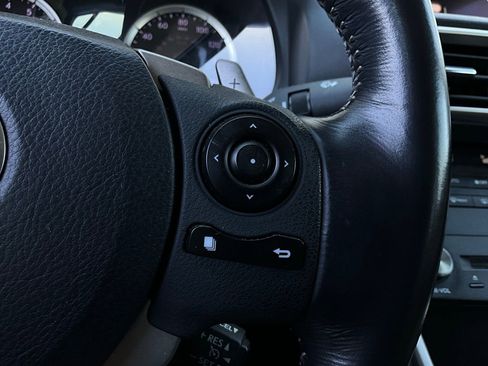 Used 2016 Lexus IS 200t image 35