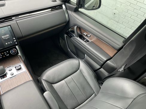 Certified 2023 Land Rover Range Rover Autobiography image 18
