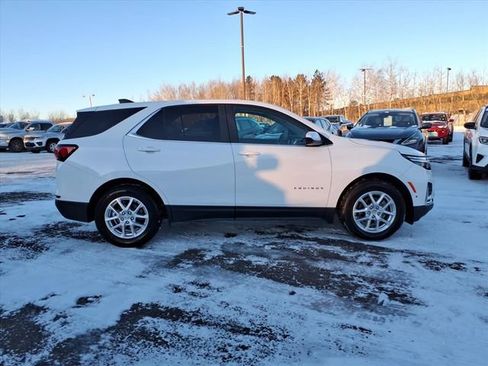 Used 2024 Chevrolet Equinox LT image 7