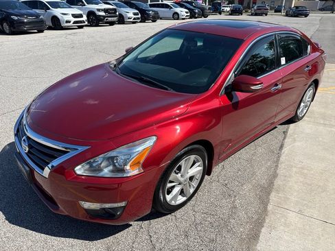 Used 2015 Nissan Altima 2.5 SL w/ Technology Package FWD image 10