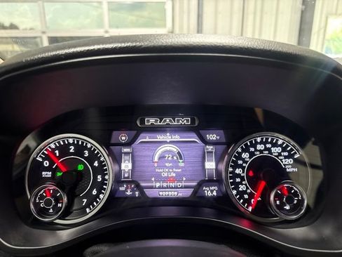 Used 2020 RAM 1500 Big Horn AWD/4WD image 8