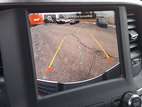 Used 2024 RAM 2500 Big Horn w/ Bed Utility Group image 19