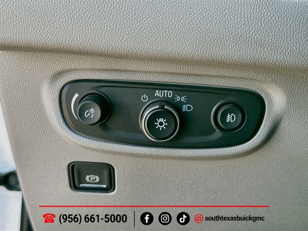Used 2023 GMC Terrain SLT w/ Infotainment Package II FWD image 20