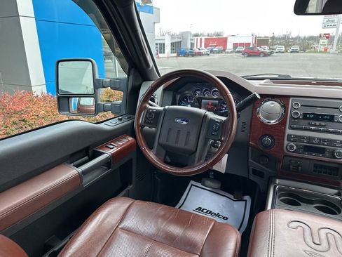 Used 2012 Ford F250 King Ranch w/ King Ranch w/Chrome Pkg image 12