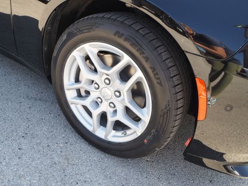 New 2025 Dodge Charger R/T w/ Quick Order Package 25M R/T image 5