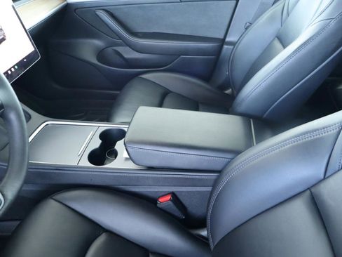 Used 2023 Tesla Model 3 Standard Range RWD image 17