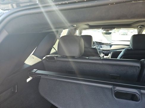 Used 2022 Cadillac XT5 Premium Luxury image 12