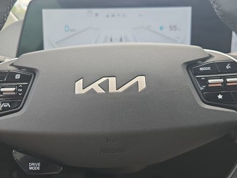 Used 2024 Kia EV6 Wind AWD/4WD image 12