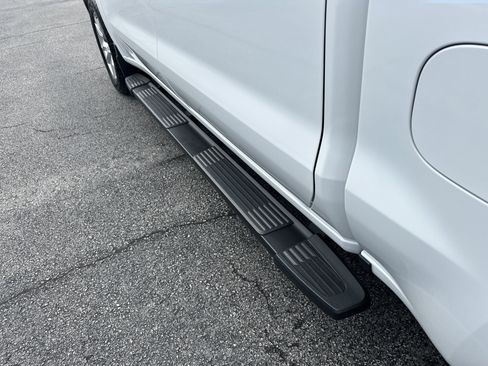 Certified 2024 Chevrolet Silverado 1500 Custom AWD/4WD image 7