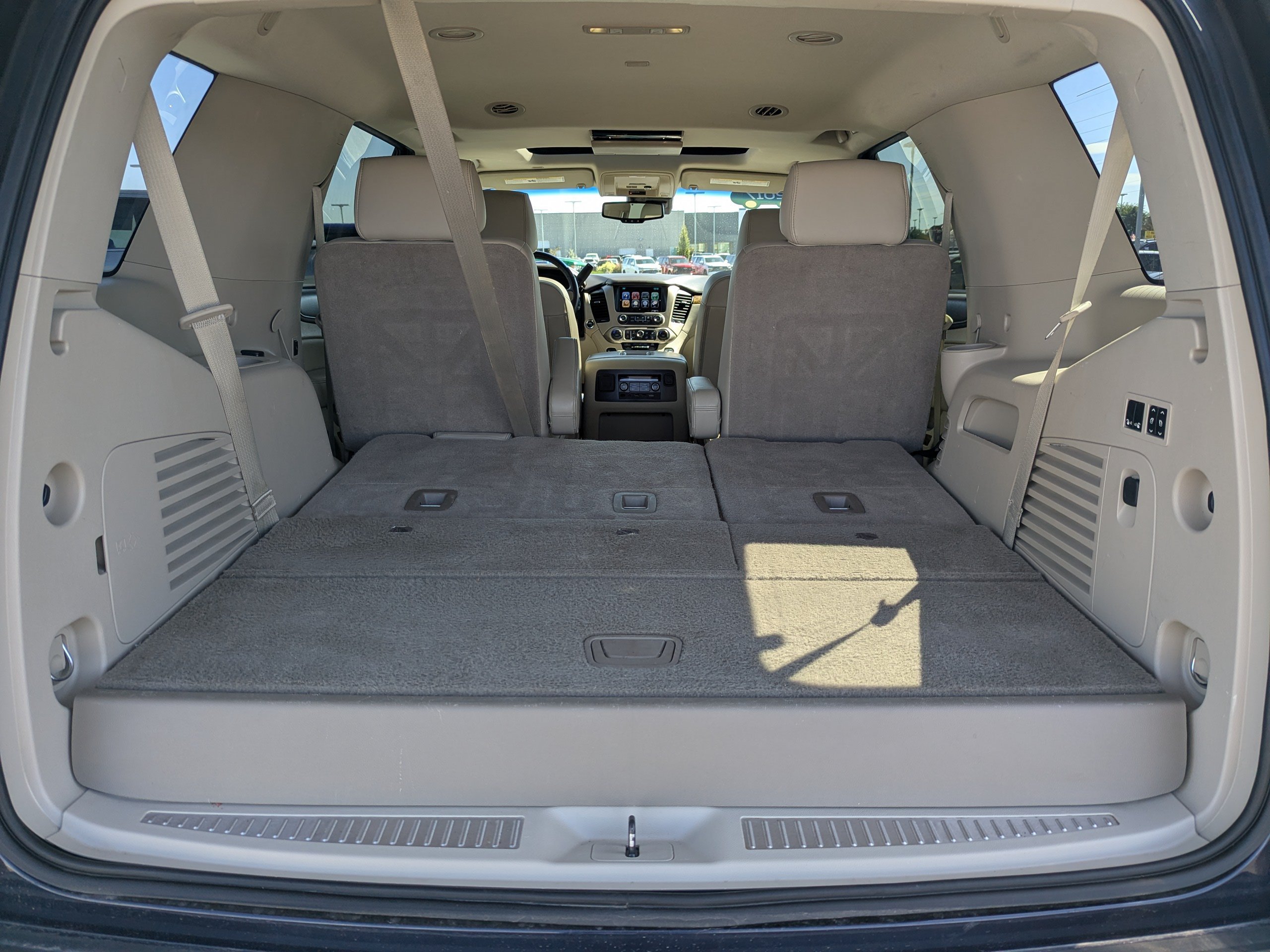 Certified 2017 GMC Yukon Denali w/ Open Road Package AWD/4WD image 37