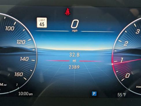 Used 2025 Mercedes-Benz CLE 300 4MATIC Coupe image 18