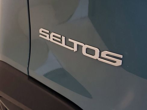 Certified 2024 Kia Seltos S AWD/4WD image 8
