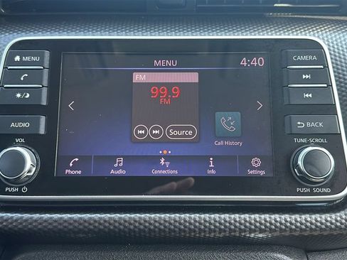 Used 2018 Nissan Kicks SV FWD image 25