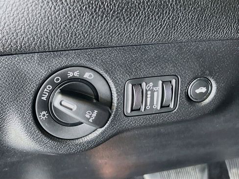 Used 2020 Dodge Challenger GT w/ Driver Convenience Group RWD image 14