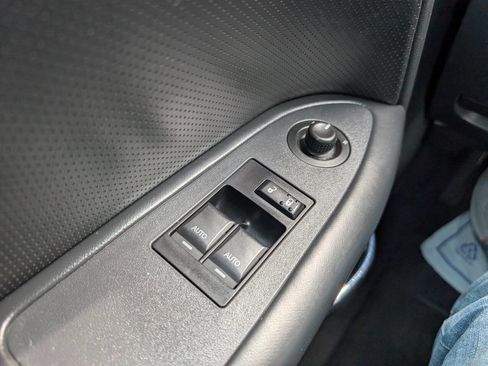 Used 2013 Dodge Challenger R/T image 16