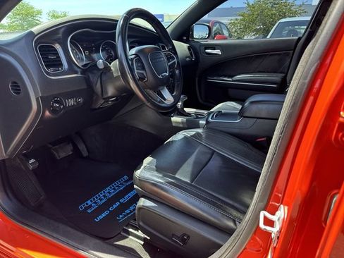 Used 2016 Dodge Charger R/T w/ Plus Group RWD image 10