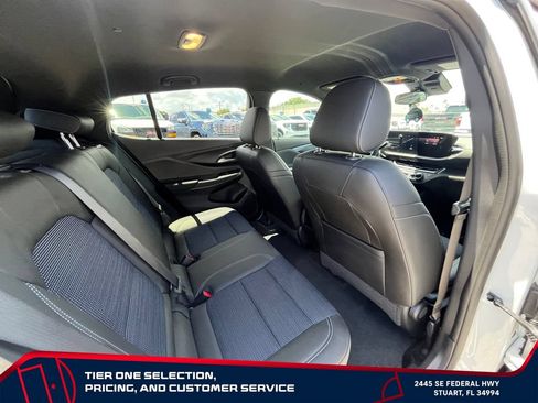 Used 2025 Buick Envista Preferred w/ Convenience I Package FWD image 18