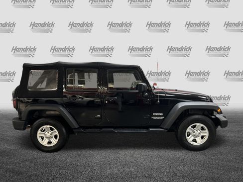 Used 2017 Jeep Wrangler Unlimited Sport w/ Connectivity Group AWD/4WD image 11