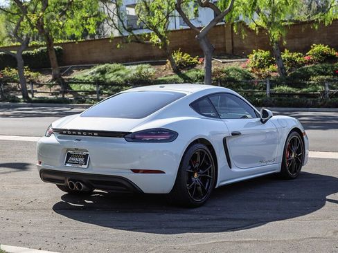 Used 2018 Porsche 718 Cayman S RWD image 5