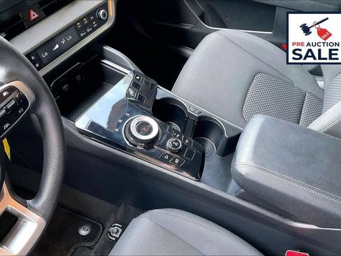 Used 2023 Kia Sportage LX AWD/4WD image 17