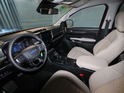 Used 2025 Ford Ranger XLT w/ Equipment Group 301A High image 2