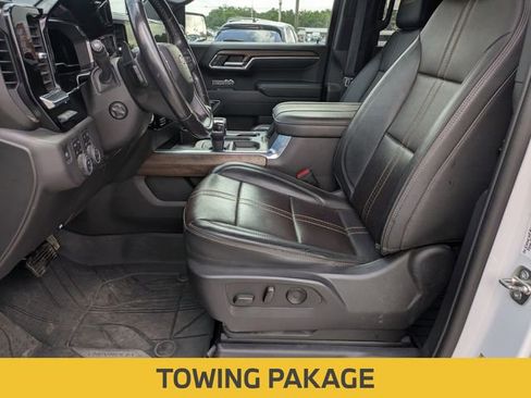 Used 2023 Chevrolet Silverado 1500 High Country w/ Technology Package AWD/4WD image 14