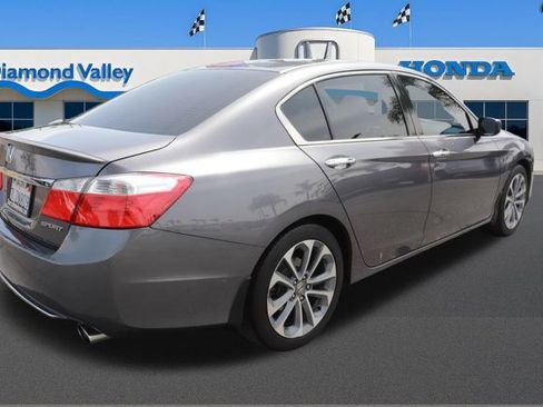 Used 2015 Honda Accord Sport image 8