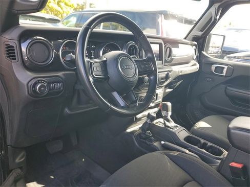 Used 2020 Jeep Wrangler Unlimited Sport image 4