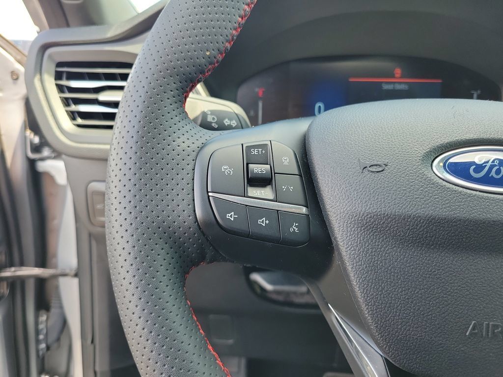 Certified 2023 Ford Escape ST-Line FWD image 24