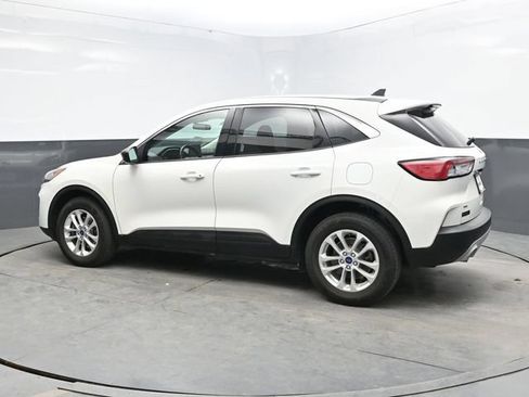 Used 2022 Ford Escape SE w/ Convenience Package AWD/4WD image 4