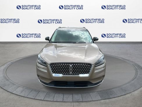 Used 2021 Lincoln Corsair FWD w/ Equipment Group 101A image 9