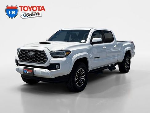 Certified 2022 Toyota Tacoma TRD Sport w/ Technology Package AWD/4WD image 1
