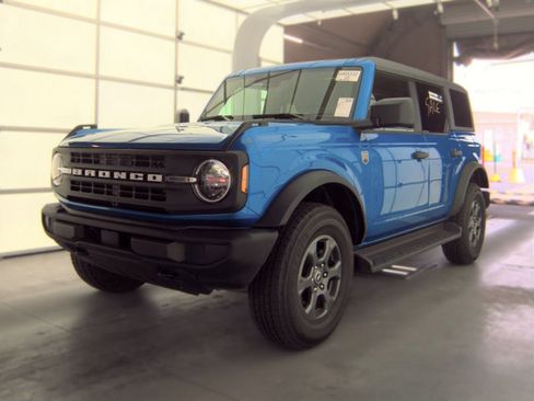 Used 2025 Ford Bronco Big Bend AWD/4WD image 1