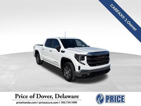 Used 2024 GMC Sierra 1500 SLT AWD/4WD image 1