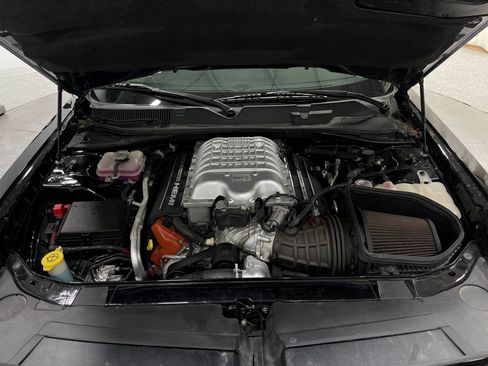 Used 2020 Dodge Challenger SRT Hellcat RWD image 24