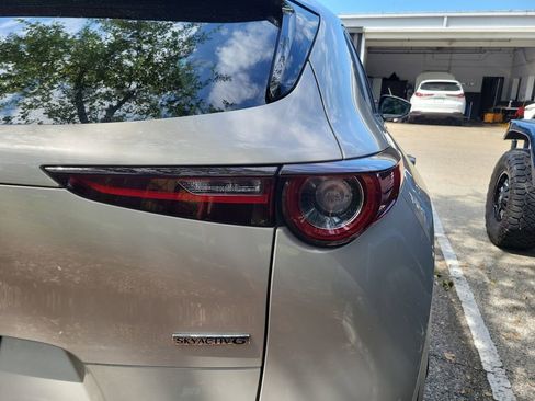Used 2023 MAZDA CX-30 AWD 2.5 S w/ Select Package image 16
