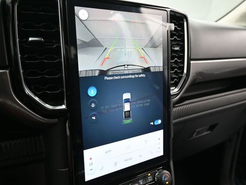 New 2025 Ford Ranger XLT w/ Equipment Group 301A High image 15