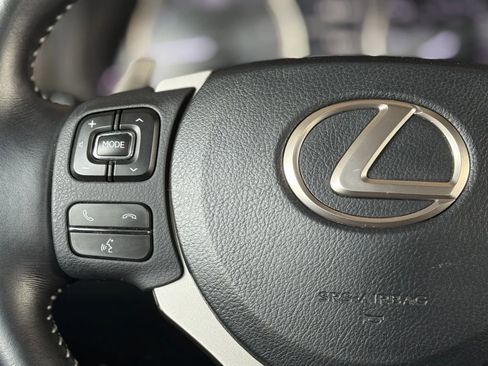 Used 2019 Lexus IS 300 image 21