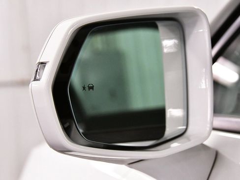 Used 2020 Chevrolet Blazer LT image 12