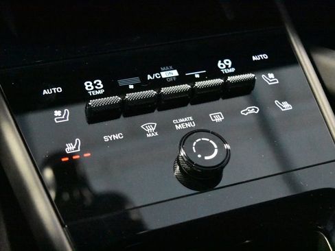 Certified 2024 Porsche Cayenne Turbo GT image 17