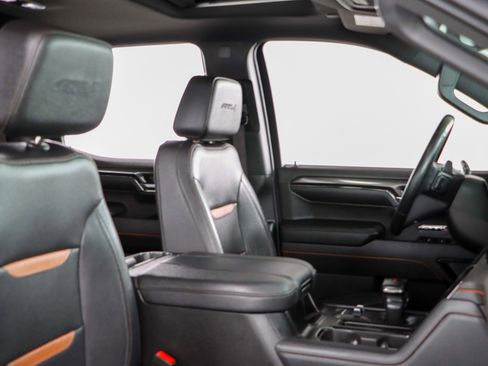 Used 2023 GMC Sierra 1500 AT4 image 31