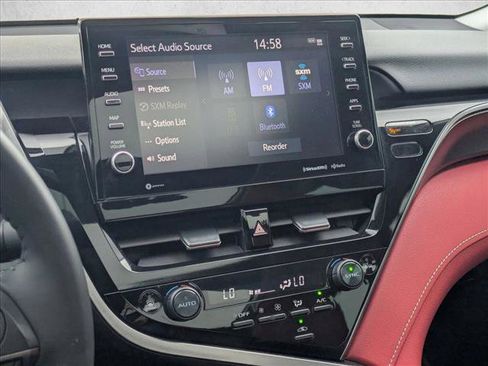 Used 2021 Toyota Camry XSE image 13