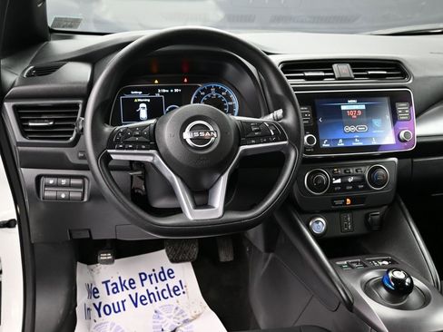 Used 2023 Nissan Leaf S image 29