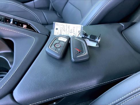 Used 2024 Chevrolet Corvette Z06 image 14