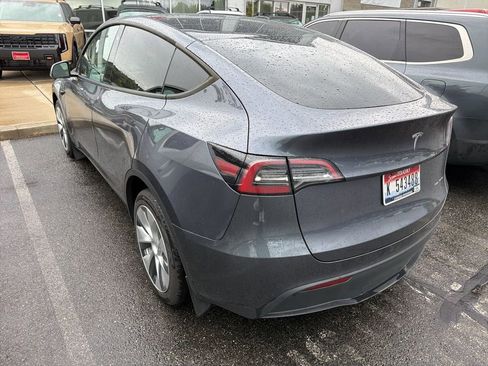 Used 2023 Tesla Model Y Long Range AWD/4WD image 4