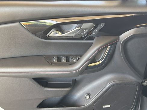 Used 2024 Chevrolet Blazer RS w/ Driver Confidence II Package FWD image 3
