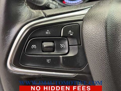 Used 2020 Buick Encore GX Select w/ Sport Touring Package AWD/4WD image 37