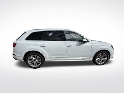 Used 2023 Audi Q7 3.0T Prestige image 11